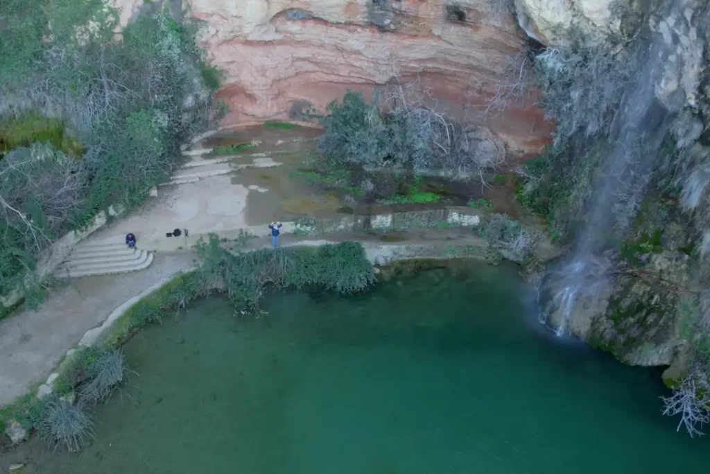 Explorando la cueva del turche